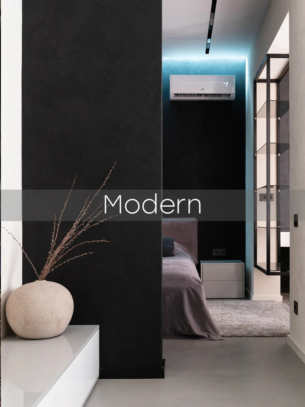 Modern yatak odasında açık gri, kısa tüylü modern halı, sade ve şık dekorasyonla serili.