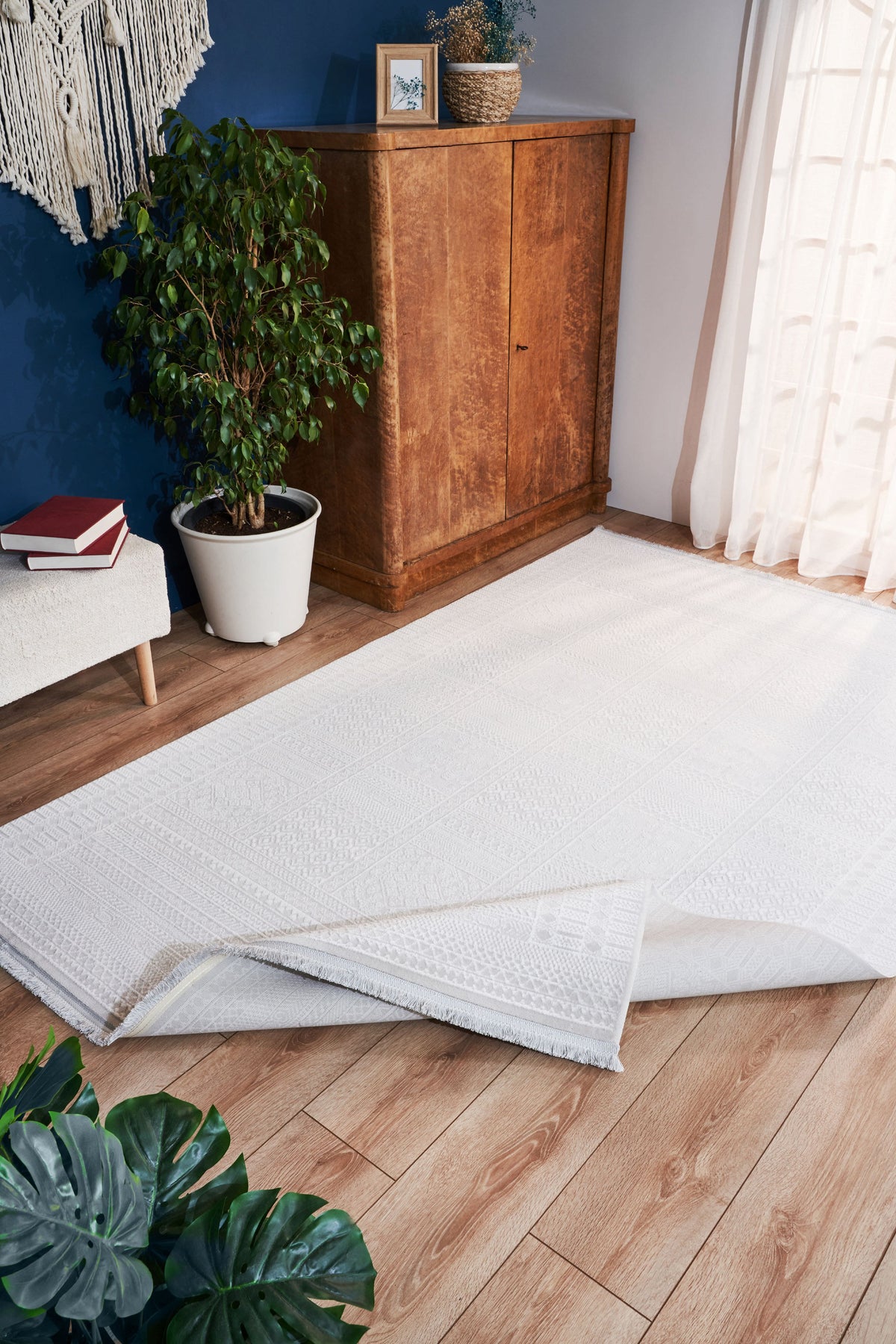 Belmora Kirli Beyaz Açık Gri Geometrik Desenli Modern Makine Halısı