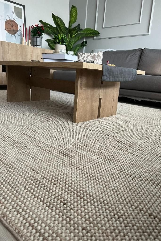 Vendra Bej Kırmızı Bukle Dokulu Modern Makine Halısı