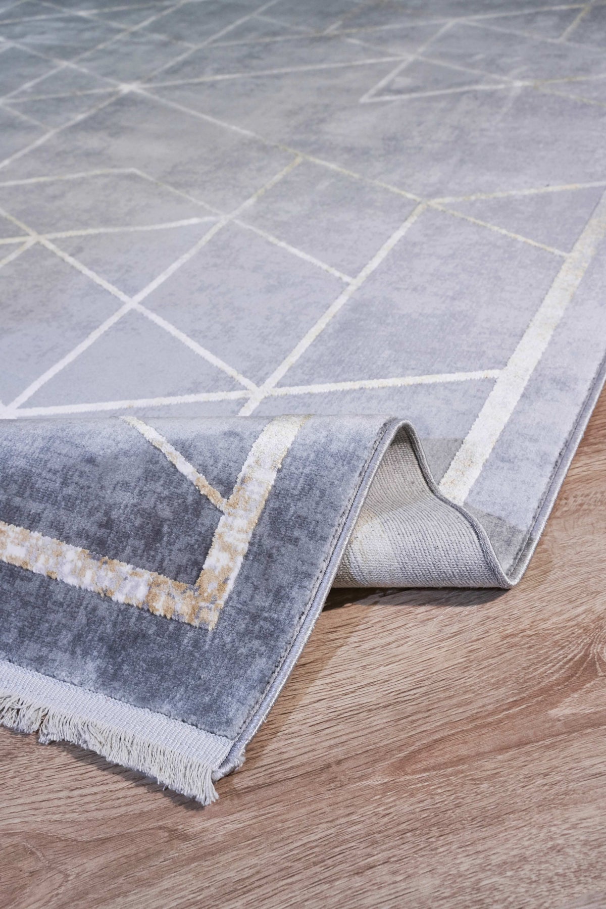 Olvira Gri Bej Geometrik Desenli Modern Makine Halısı