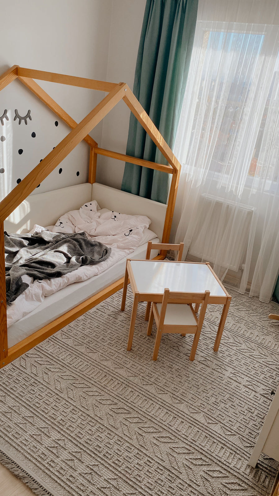 Lunera Gri Beyaz Geometrik Kabartmalı Modern Makine Halısı