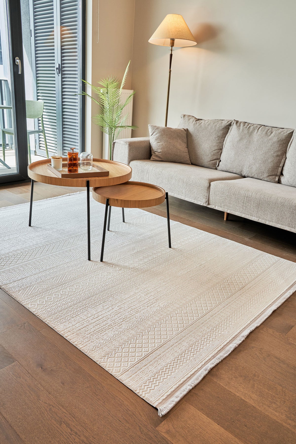 Mirelo Bej Ekru Geometrik Kabartmalı Modern Makine Halısı