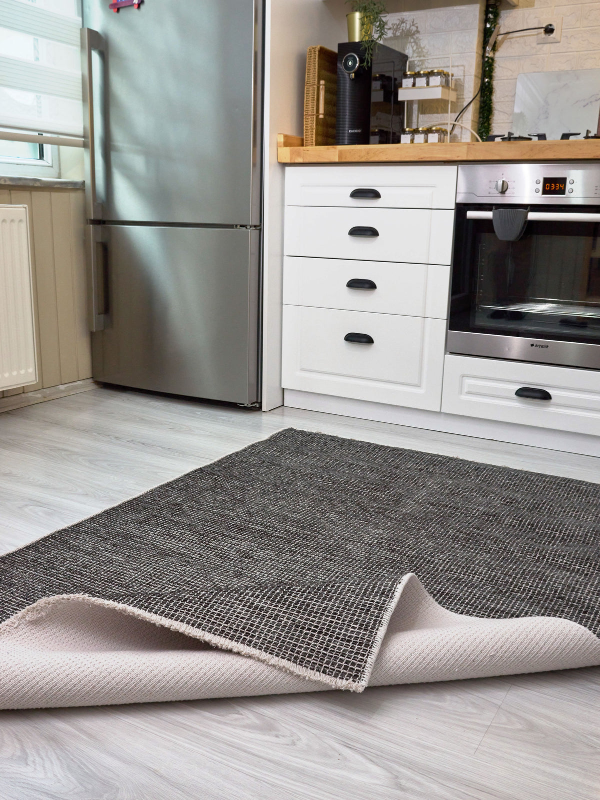 Nobira Gri Beyaz Düz Desenli Dokulu Modern Makine Halısı