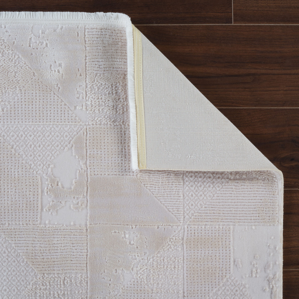 Selvin Beyaz Krem Geometrik Desenli Modern Makine Halısı
