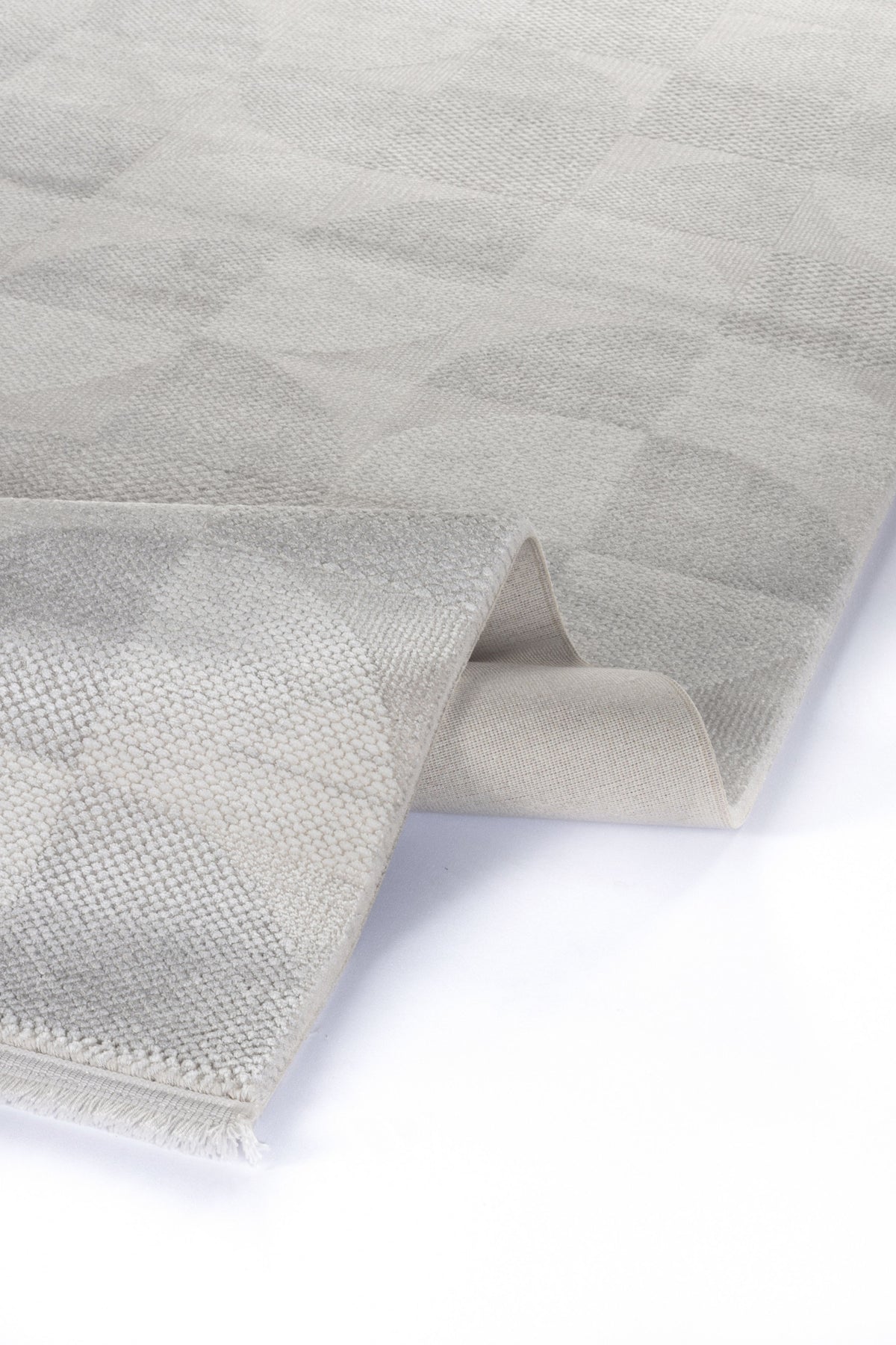 Sivra Gri Beyaz Modern Geometrik Makine Halısı – doku yakın çekim
