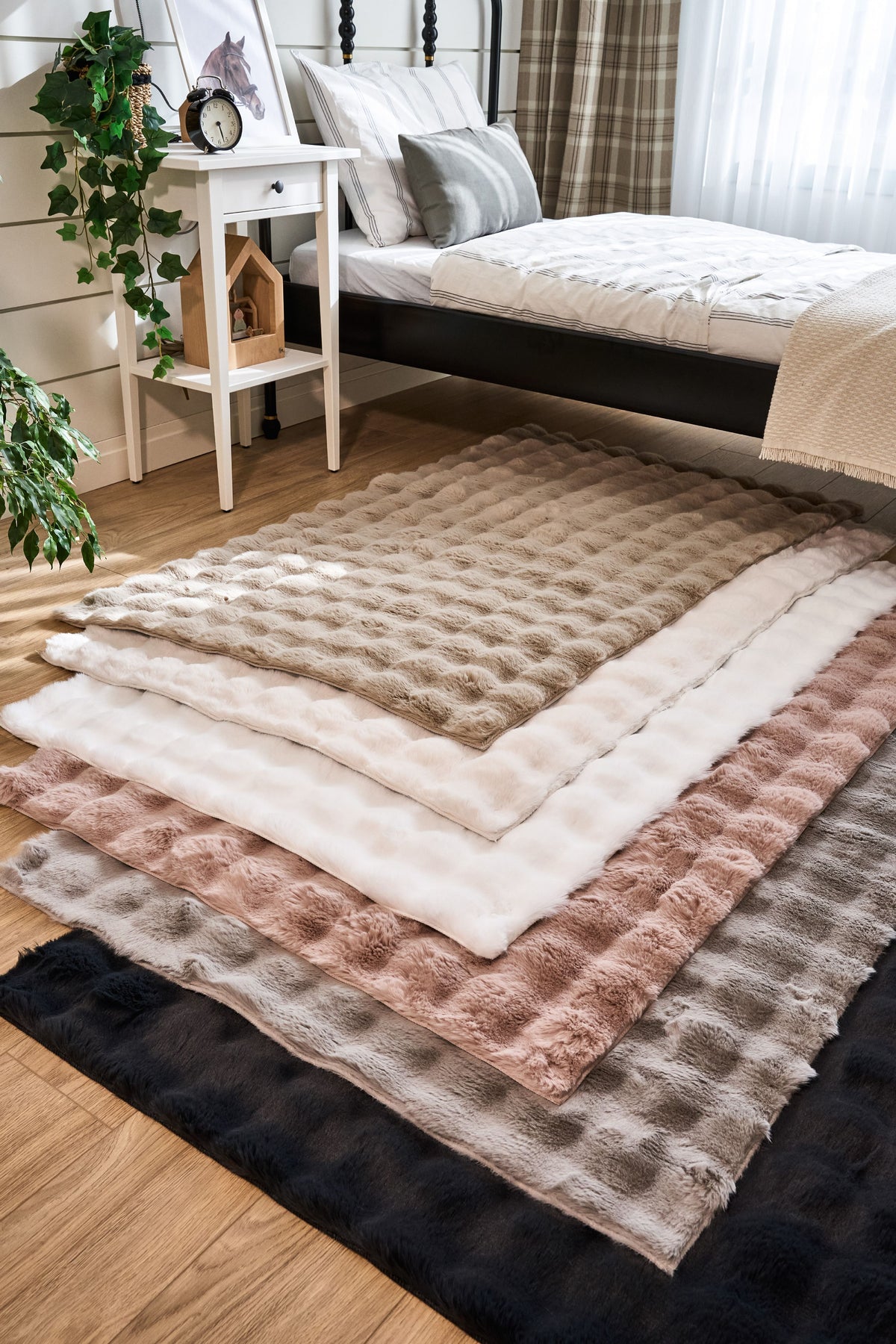 Tavlin Toz Pembe Düz Desenli Modern Makine Halısı