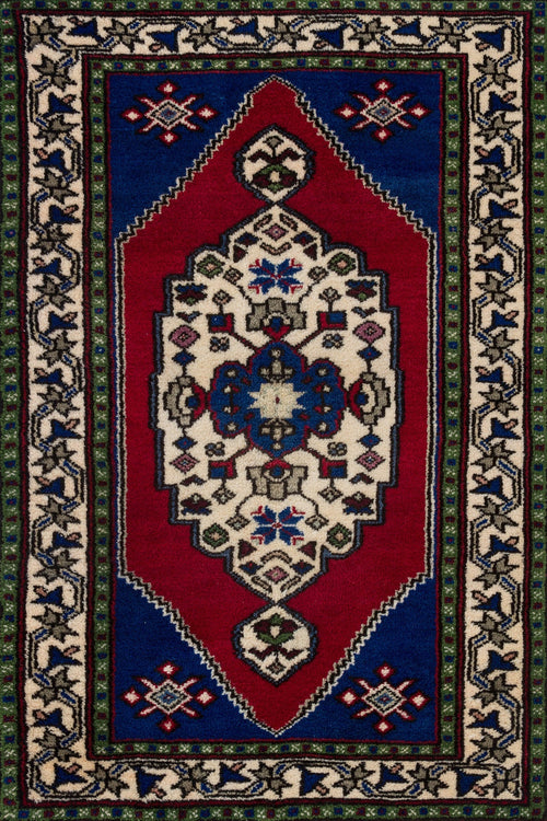 Mavi Madalyon Modern Etnik Desenli Halı  | Makinada Yıkanabilir | Hav Toz Vermez | Leke Tutmayaz | Kaymaz Taban | Dijital Makine Baskı | Salon Yolluk Mutfak Halısı