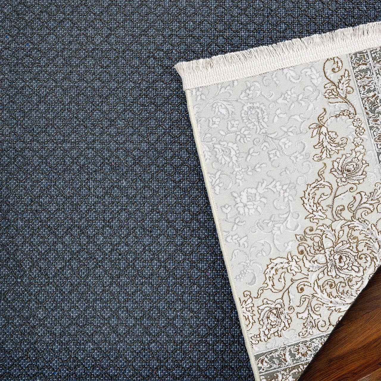 Bej Gold Bordürlü Desenli Halı - Yıkanabilir - Kaymaz Taban - Pati Dostu