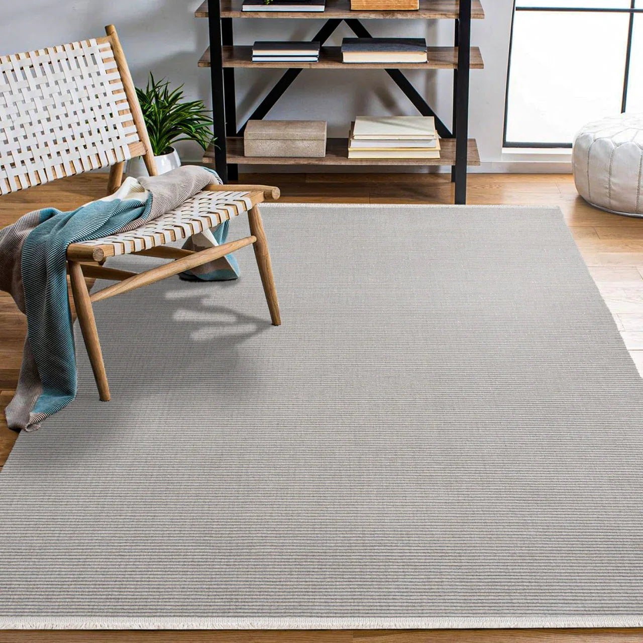 Beyaz Gri Düz Minimalist Halı - Yıkanabilir - Kaymaz Taban - Pati Dostu