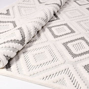 Mia Beyaz Geometrik Polyester Makine Halısı