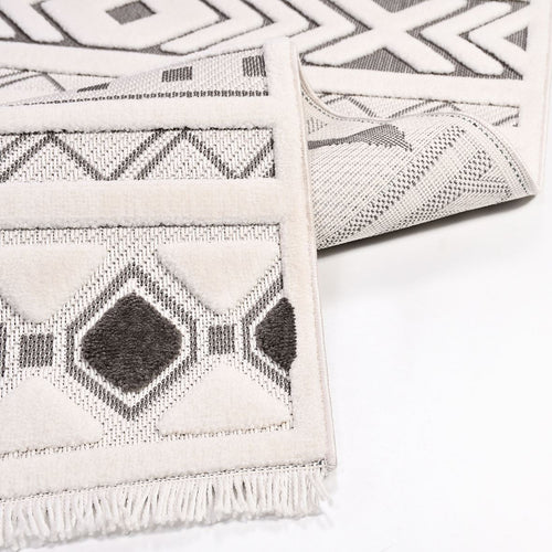 Chloe Gri Geometrik Polyester Makine Halısı