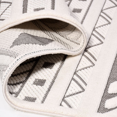 Chloe Gri Geometrik Polyester Makine Halısı