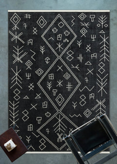 Siyah Etnik Modern Etnik Desenli Halı  | Makinada Yıkanabilir | Hav Toz Vermez | Leke Tutmayan | Kaymaz Taban | Dijital Makine Baskı | Salon Yolluk Mutfak Halısı
