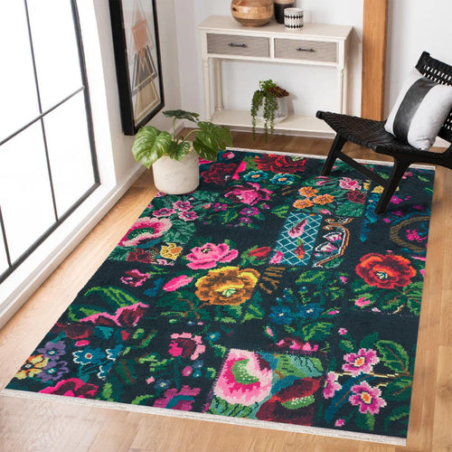 Siyah Çiçekli Modern Etnik Desenli Halı  | Makinada Yıkanabilir | Hav Toz Vermez | Leke Tutmayan | Kaymaz Taban | Dijital Makine Baskı | Salon Yolluk Mutfak Halısı