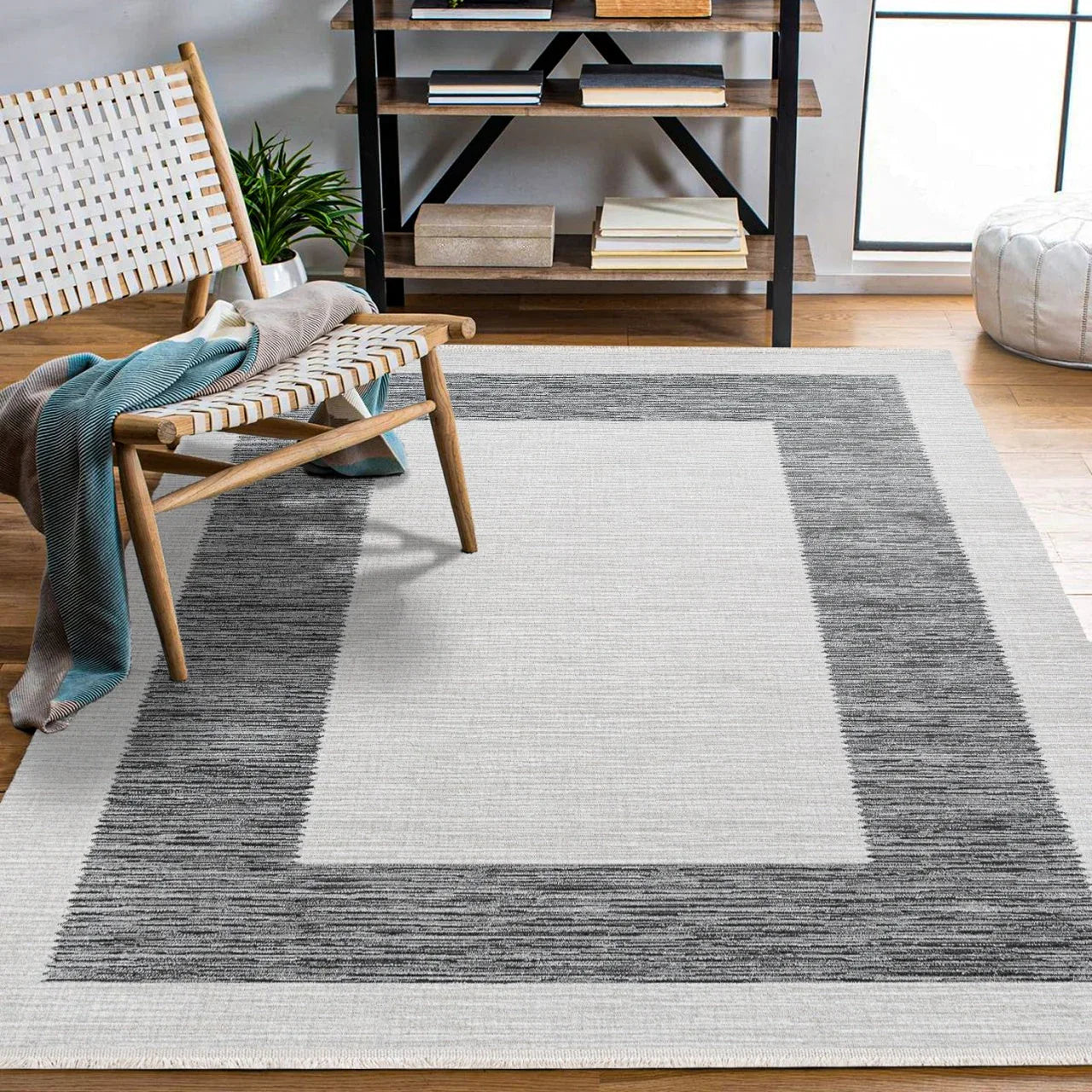 Beyaz Ekru Bordürlü Minimalist Halı - Yıkanabilir - Kaymaz Taban - Pati Dostu