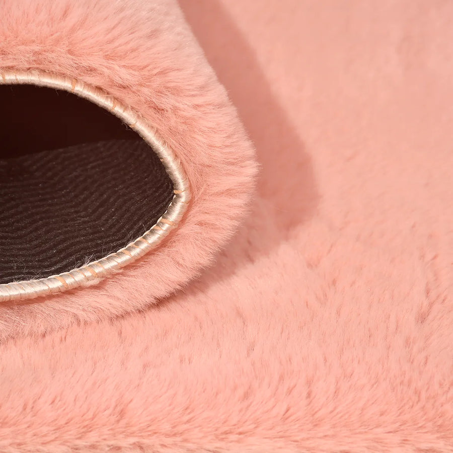 Tesevi Pembe Düz Renk Modern Kaymaz Tabanlı Makine Halısı – detay görünümü