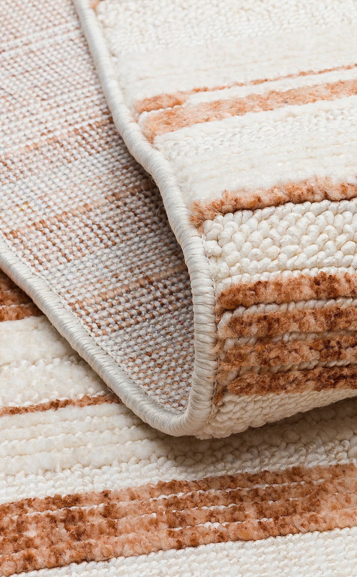 Zamvi Krem Zeminli Terracotta Çizgili Modern Halı – kenar detayı