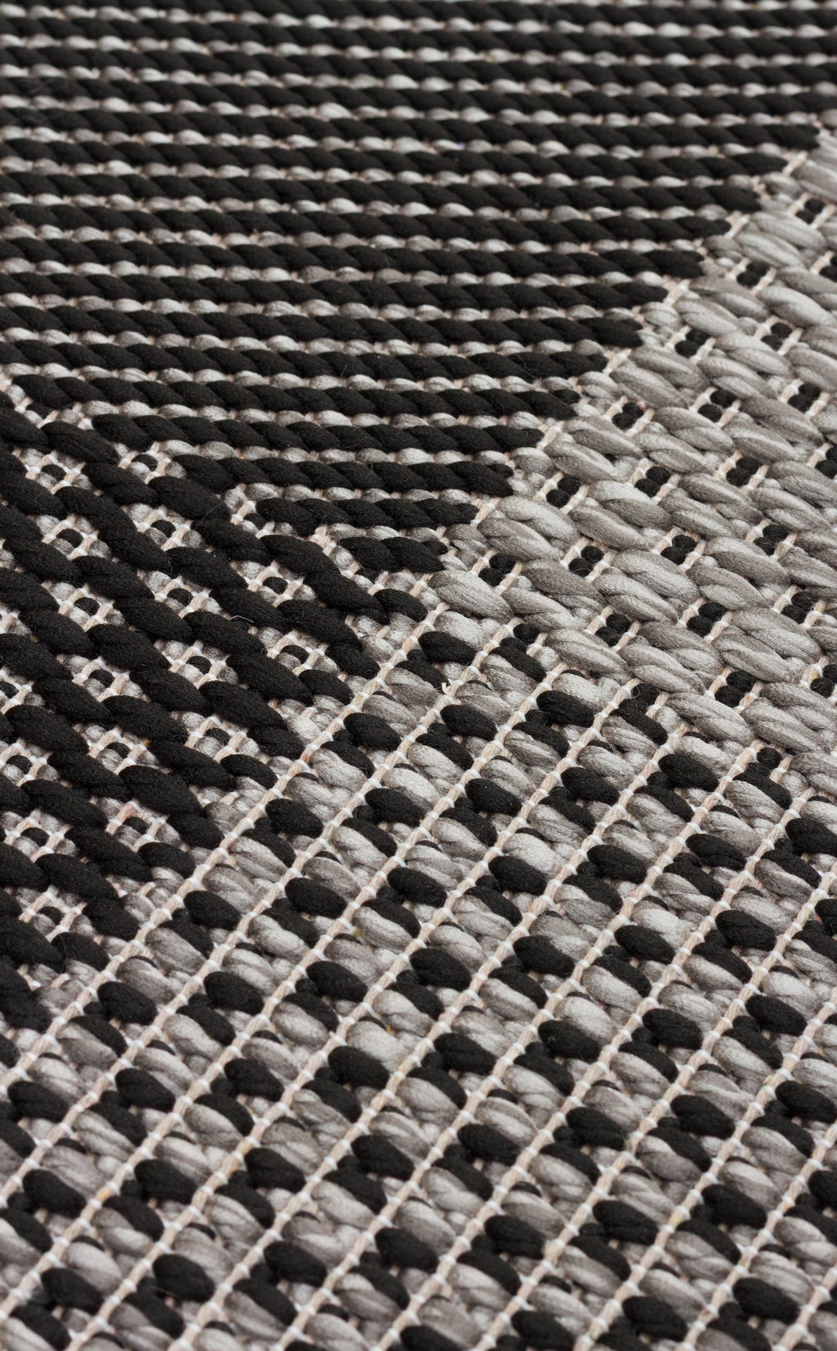 Savne Antrasit Gri Geometrik Desenli Modern Kilim – detay görünümü