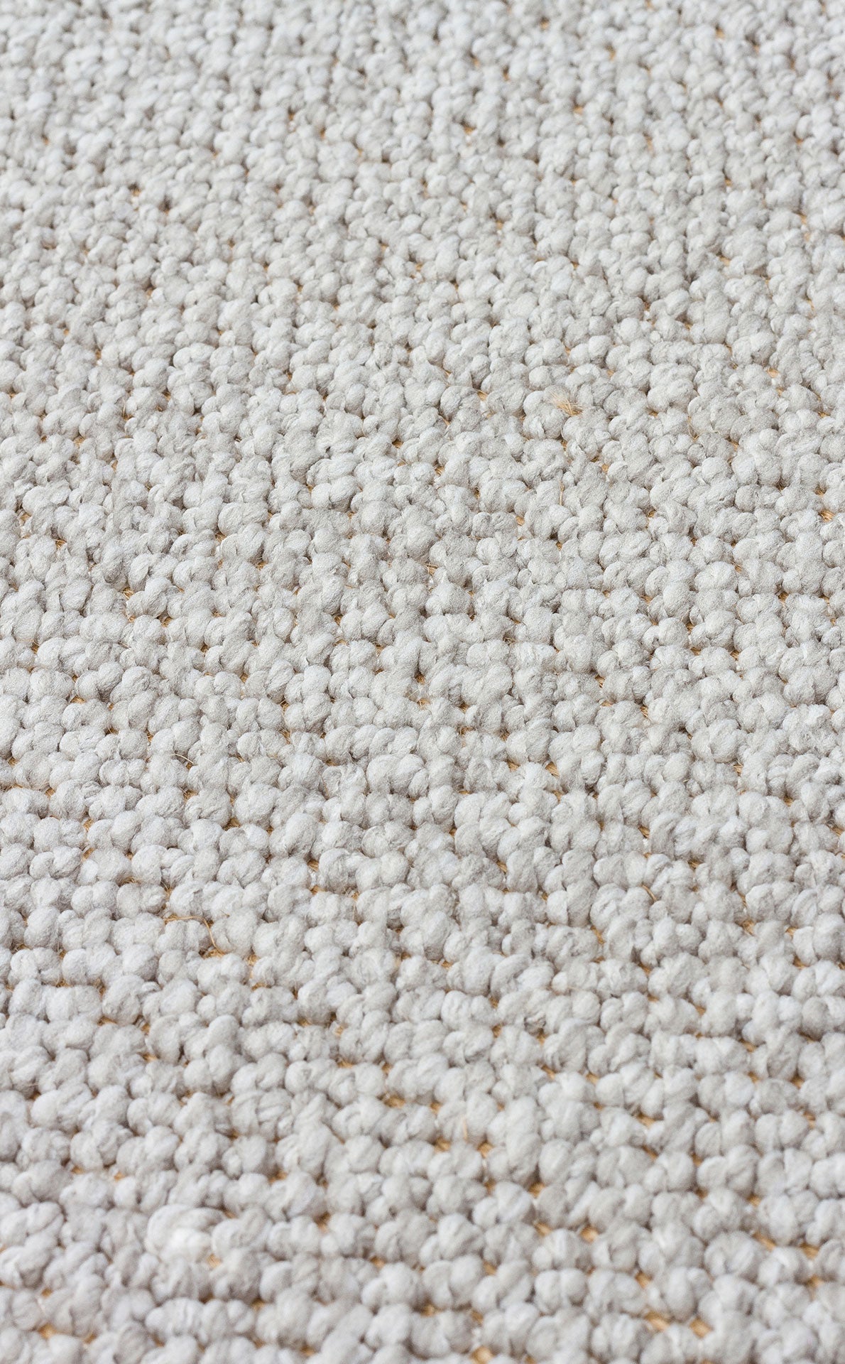 Aleva Bej Gri Düz Renk Modern Polyester Makine Halısı – detay görünümü