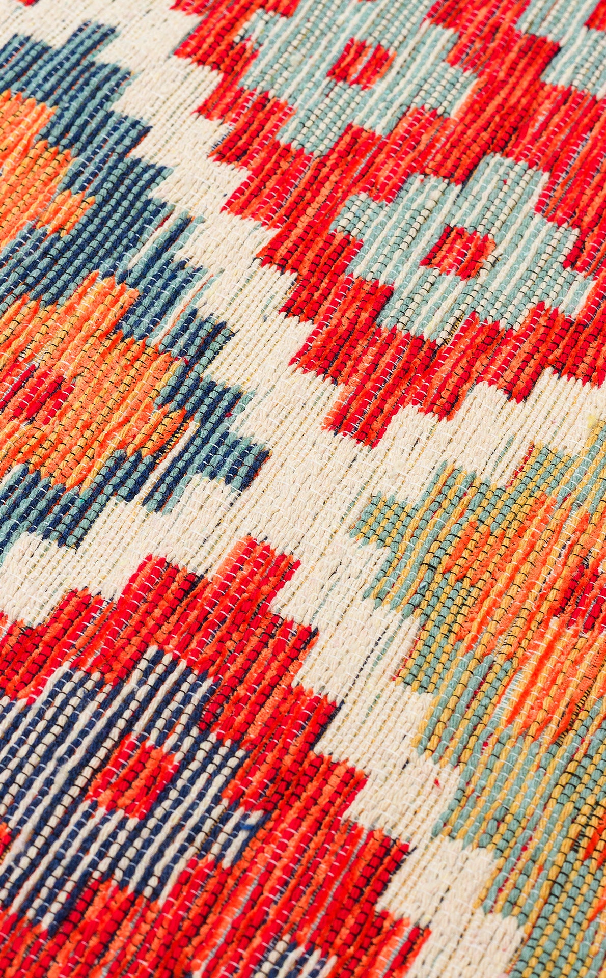 Lerva Turuncu Çok Renkli Etnik Geometrik Kilim – mekânda kullanım