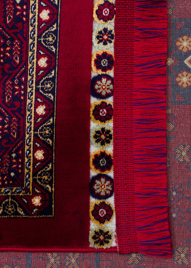 Torka Bordo Bej Geometrik Klasik Polyester Halı – kenar detayı