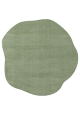 Tappeto moderno morbido Daelo verde salvia dalla forma amorfa