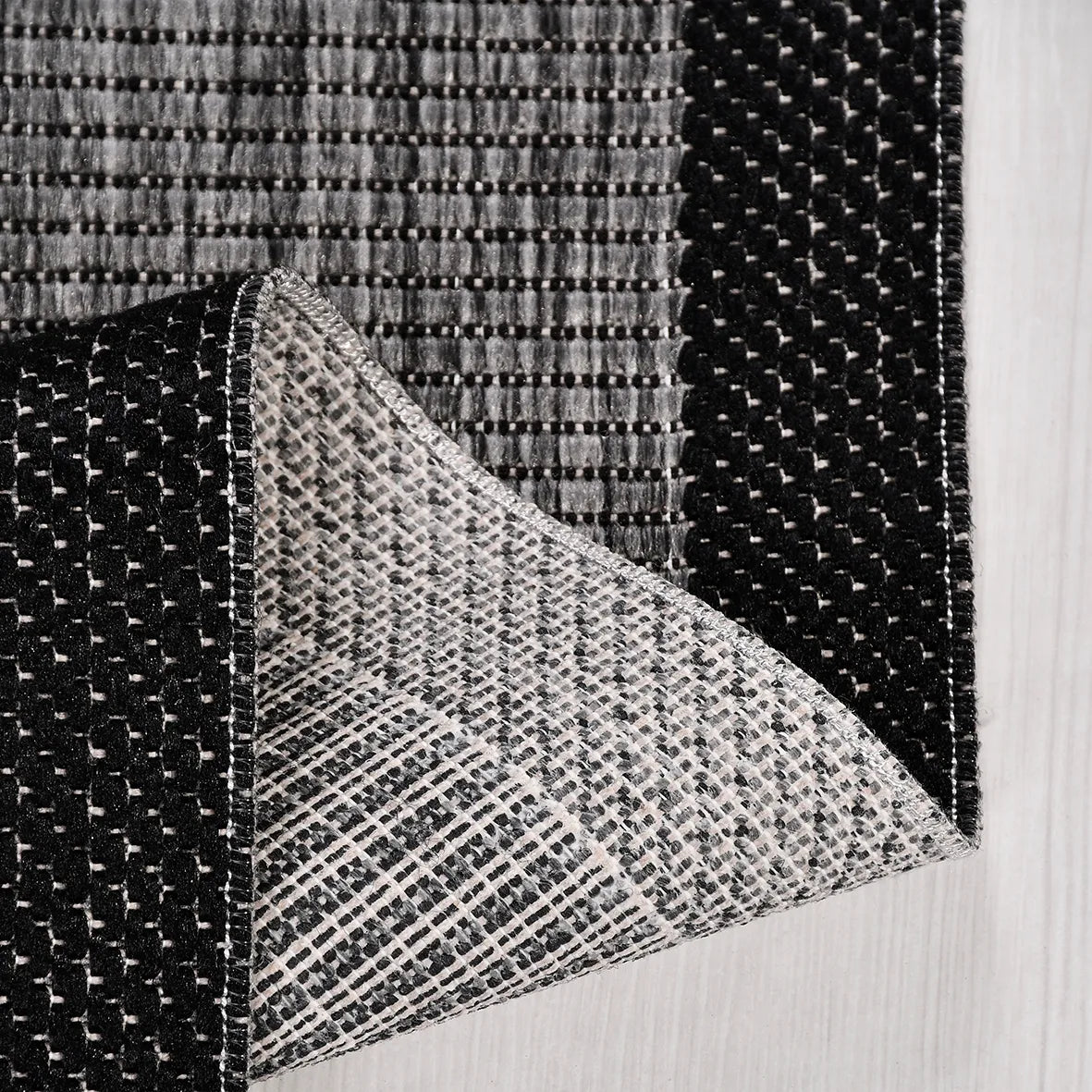 Kaelo Gri Siyah Geometrik Desenli Modern Halı