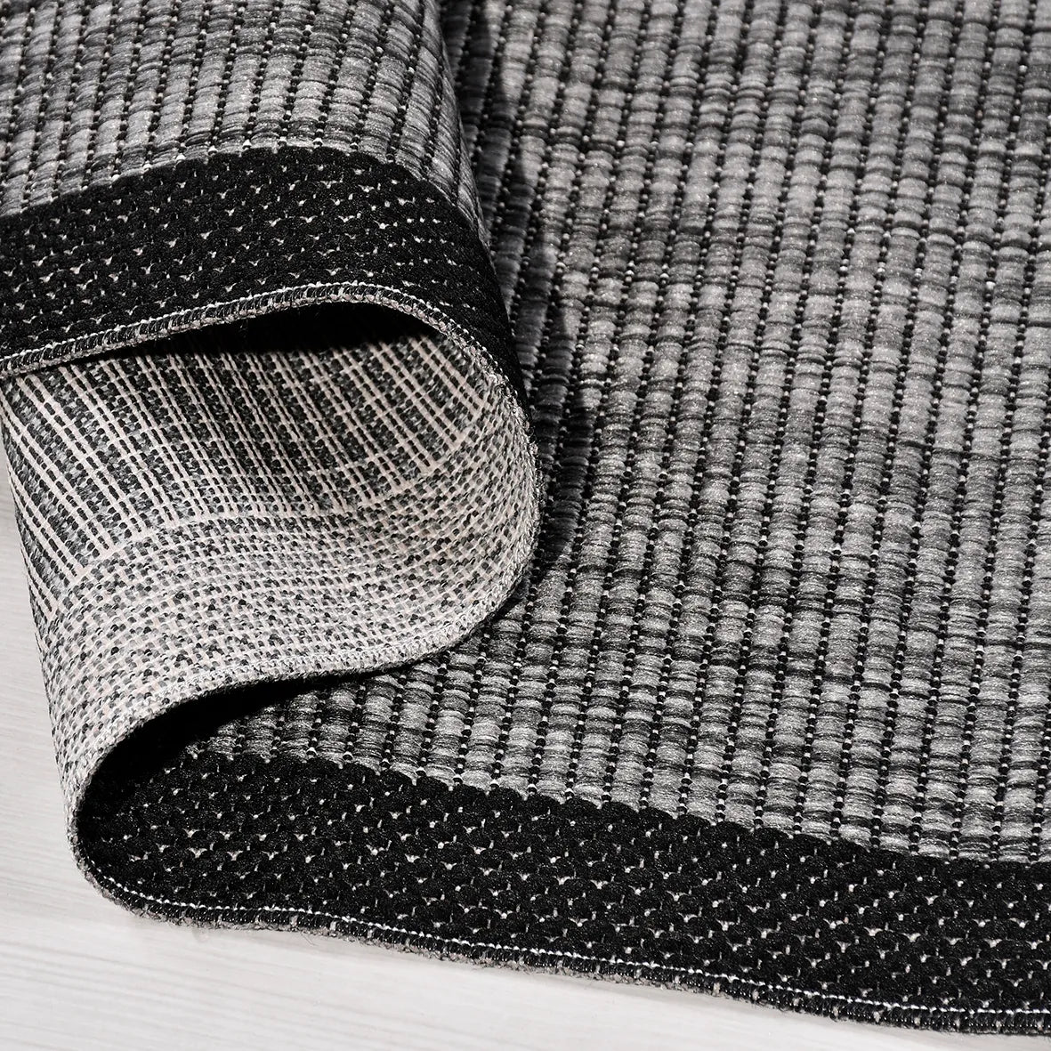 Kaelo Gri Siyah Geometrik Desenli Modern Halı – genel görünüm