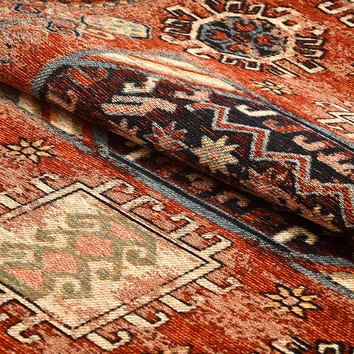 Torgin Kırmızı Lacivert Etnik Geometrik Kilim – detay görünümü