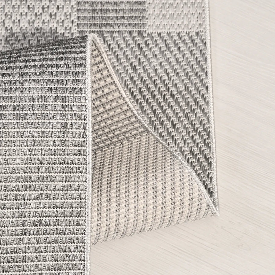 Savro Gri Beyaz Geometrik Desenli Modern Makine Halısı