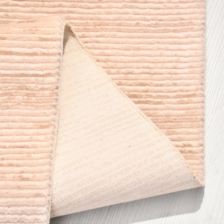 Dunra Bej Krem Modern Çizgili Kabartmalı Akrilik Halı