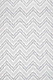 Beyaz Gri Geometrik Geometrik Desenli Halı - Yıkanabilir - Kaymaz Taban - Pati Dostu