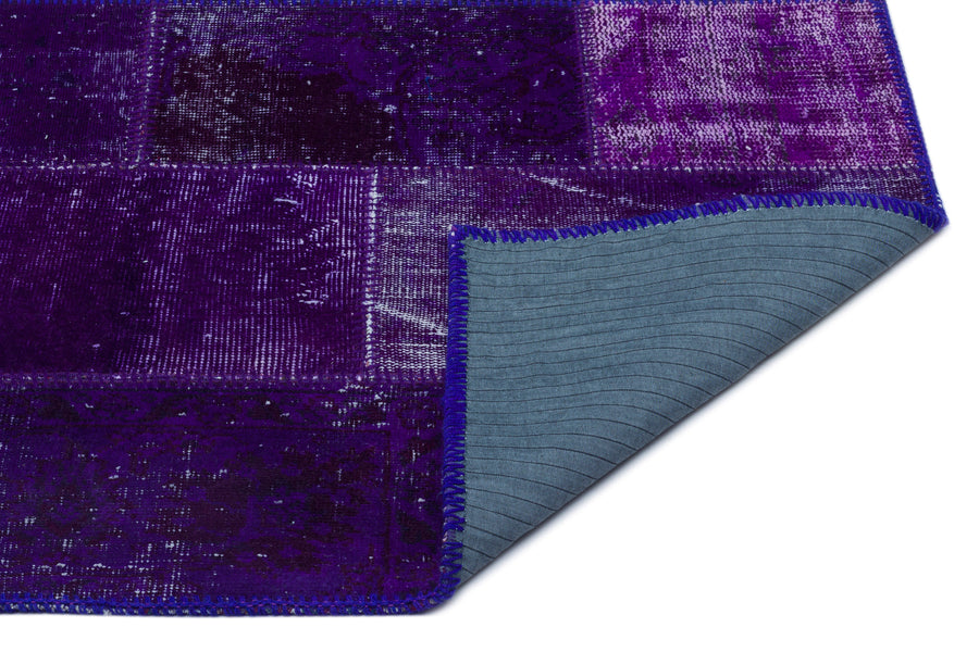 Kilva Mor ve Lacivert Patchwork Desenli El Dokuma Halı 80x150 cm – detay görünümü