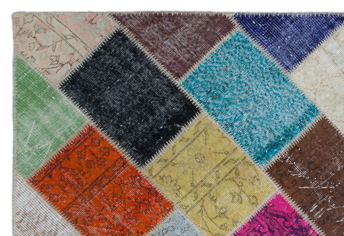 Kilva Çok Renkli ve Beyaz Patchwork Desenli El Dokuma Halı 160x230 cm – detay görünümü