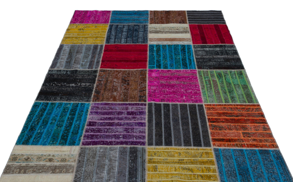 Kilva Çok Renkli ve Gri Patchwork Desenli El Dokuma Halı 160x230 cm – detay görünümü