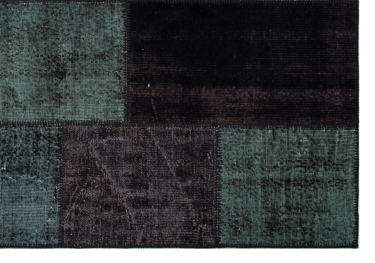 Kilva Siyah ve Lacivert Patchwork Desenli El Dokuma Halı 160x230 cm – detay görünümü