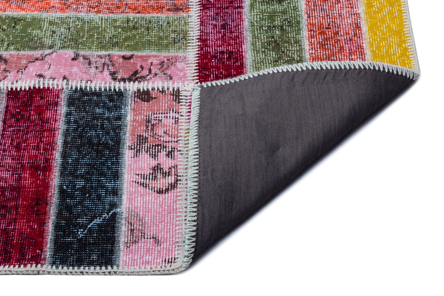Kilva Çok Renkli ve Beyaz Patchwork Desenli El Dokuma Halı 160x247 cm – detay görünümü