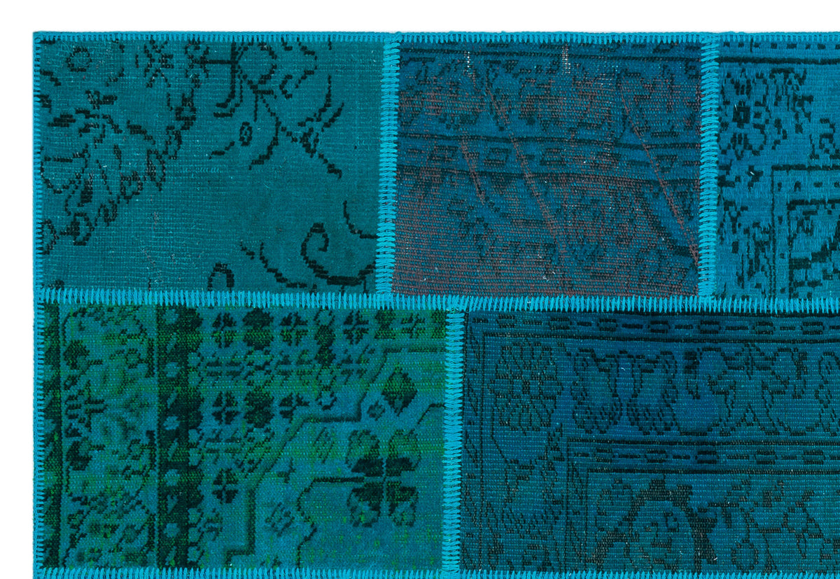 Kilva Turkuaz ve Lacivert Patchwork Desenli El Dokuma Halı 158x232 cm – detay görünümü