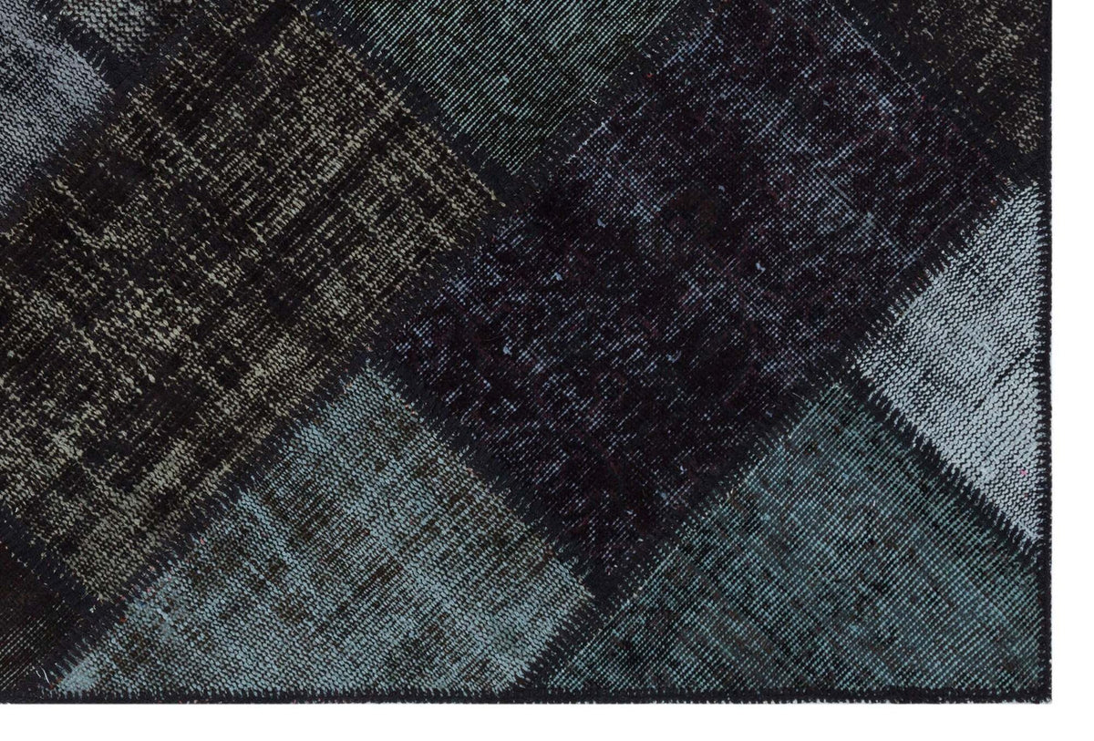 Kilva Siyah ve Gri Patchwork Desenli El Dokuma Halı 120x180 cm – detay görünümü