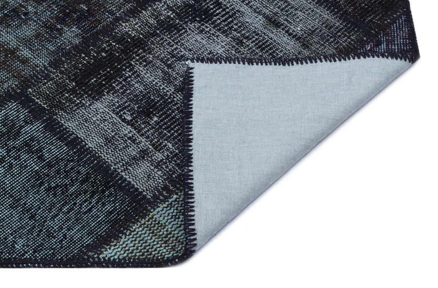 Kilva Siyah ve Antrasit Patchwork Desenli El Dokuma Halı 120x180 cm – detay görünümü
