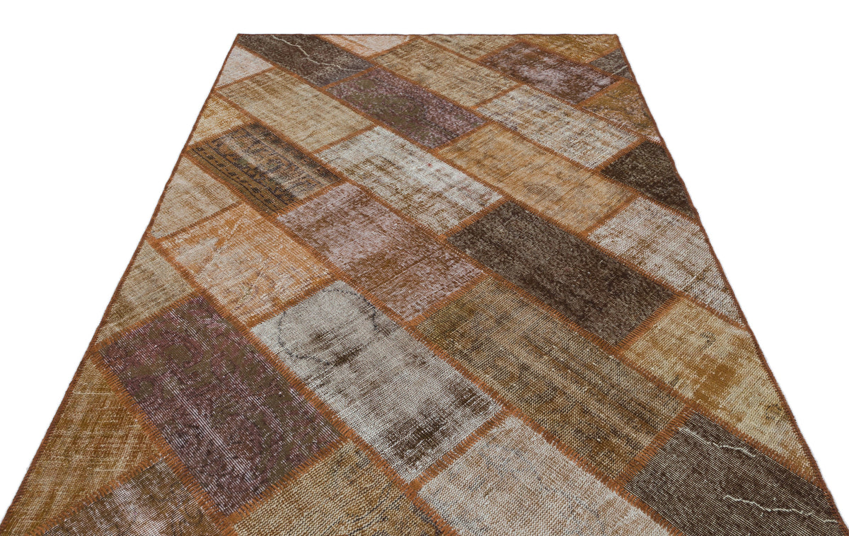 Kilva Kahverengi ve Bej Patchwork Desenli El Dokuma Halı 160x230 cm – detay görünümü