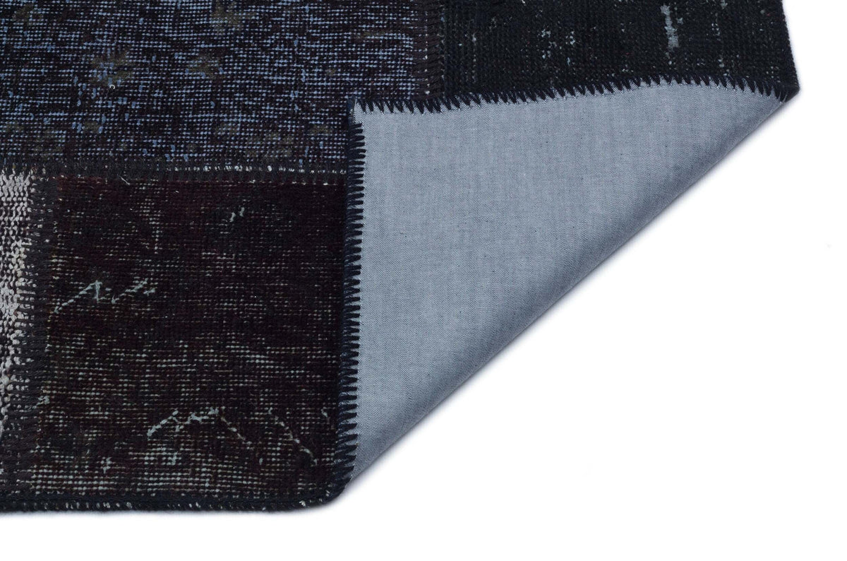 Kilva Siyah ve Gri Patchwork Desenli El Dokuma Halı 120x180 cm – detay görünümü