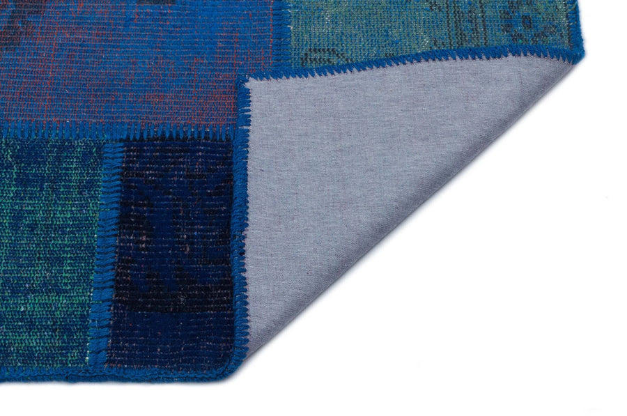 Kilva Mavi ve Lacivert Patchwork Desenli El Dokuma Halı 120x180 cm – detay görünümü