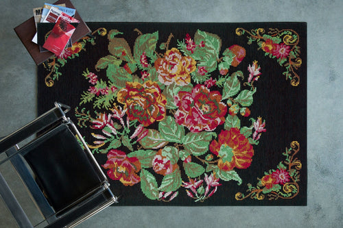 Siyah Çiçekli Modern Etnik Desenli Halı  | Makinada Yıkanabilir | Hav Toz Vermez | Leke Tutmayan | Kaymaz Taban | Dijital Makine Baskı | Salon Yolluk Mutfak Halısı