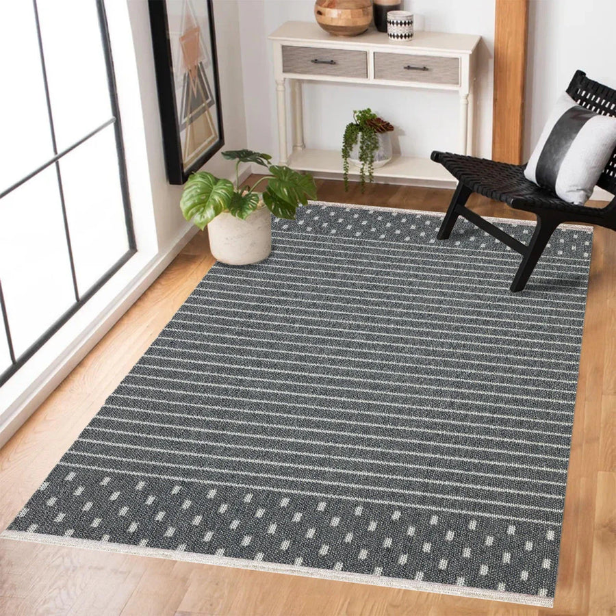 Antrasit Gri Geometrik Kareli Halı - Yıkanabilir - Kaymaz Taban - Pati Dostu