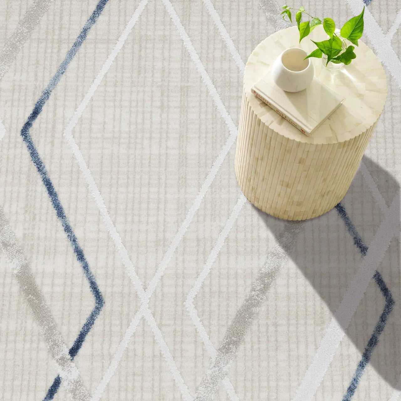 Beyaz Gri Geometrik Minimalist Halı - Yıkanabilir - Kaymaz Taban - Pati Dostu