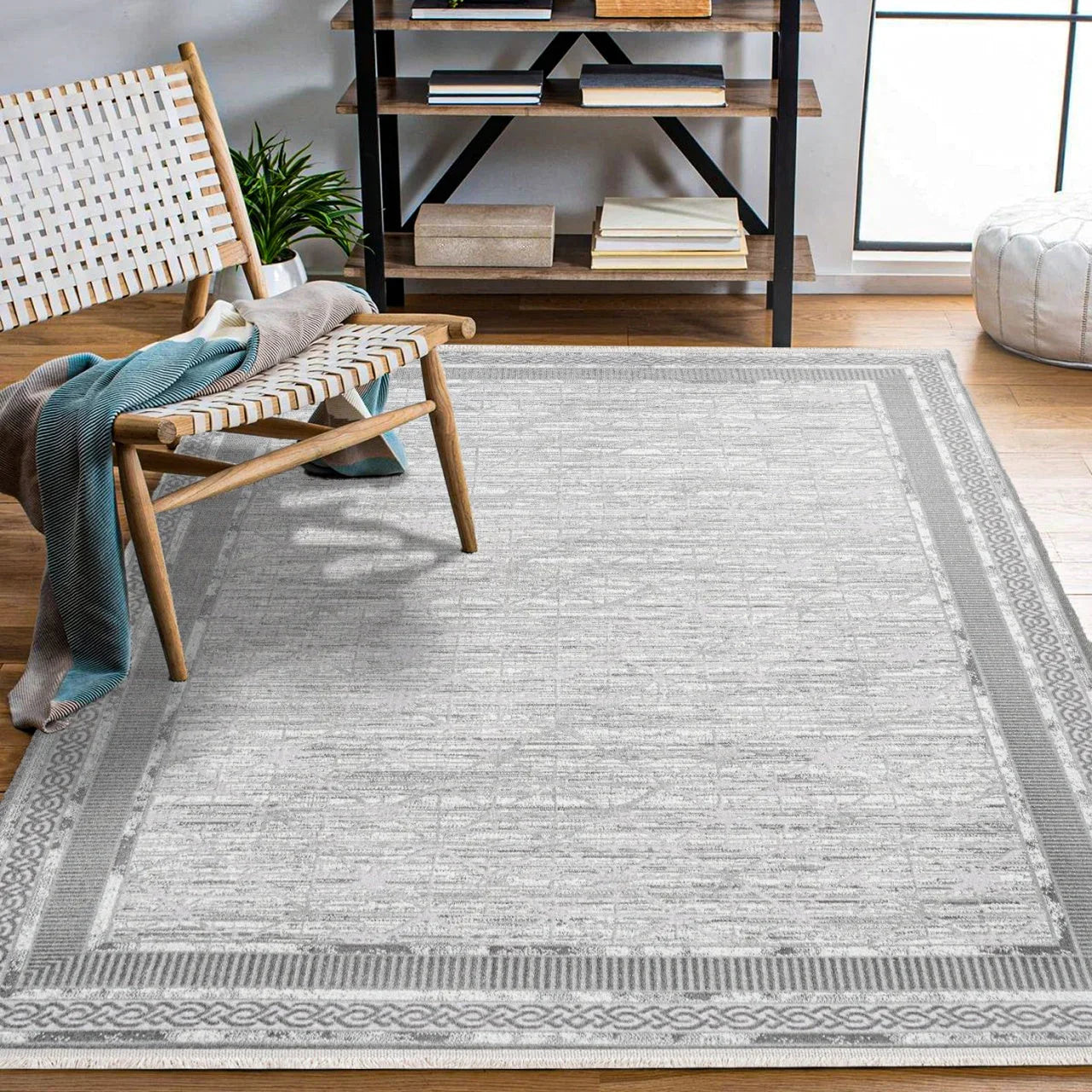 Beyaz Gri Geometrik Desenli Minimalist Halı - Yıkanabilir - Kaymaz Taban - Pati Dostu