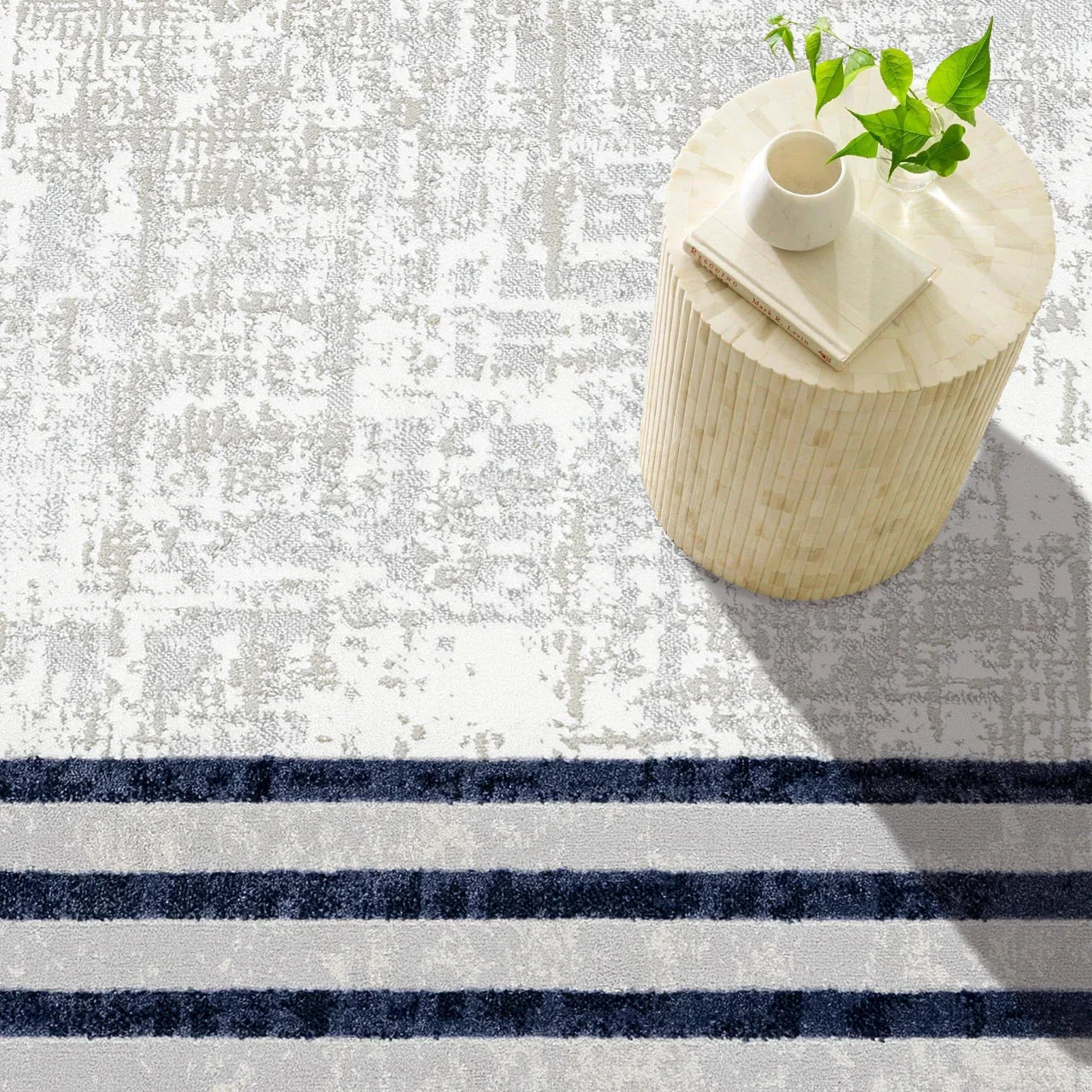 Beyaz Gri Bordürlü Minimalist Halı - Yıkanabilir - Kaymaz Taban - Pati Dostu
