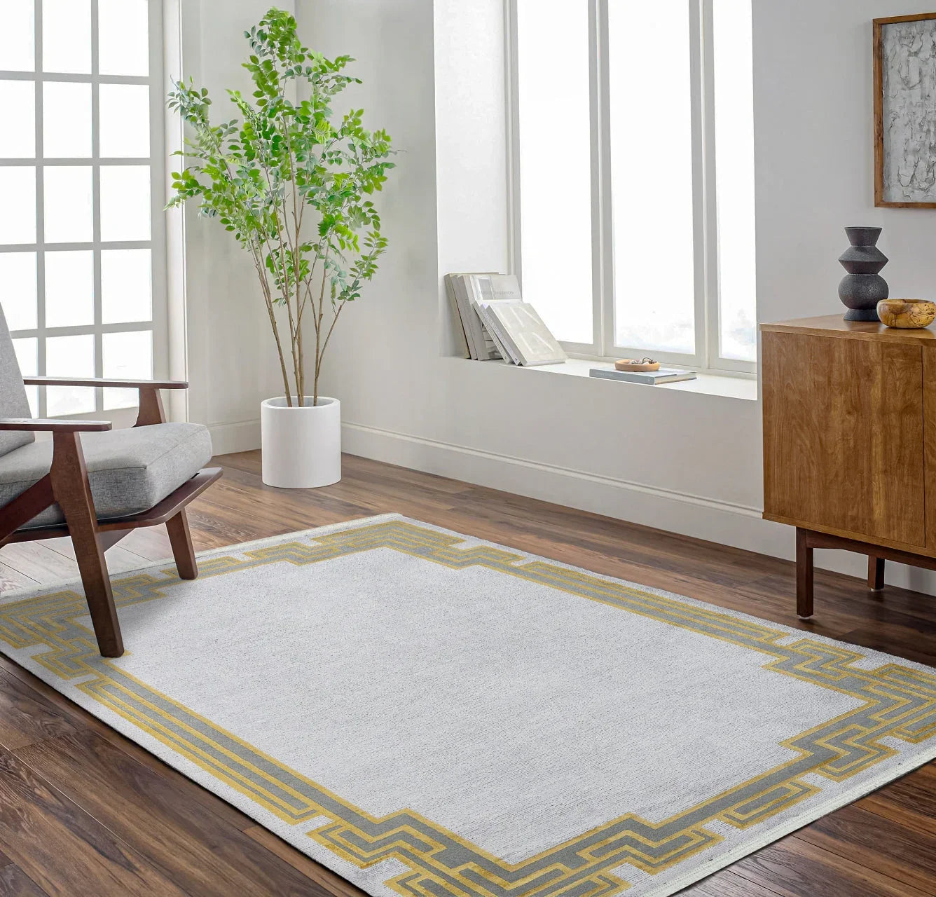 Antrasit Gold Bordürlü Minimalist Halı - Yıkanabilir - Kaymaz Taban - Pati Dostu