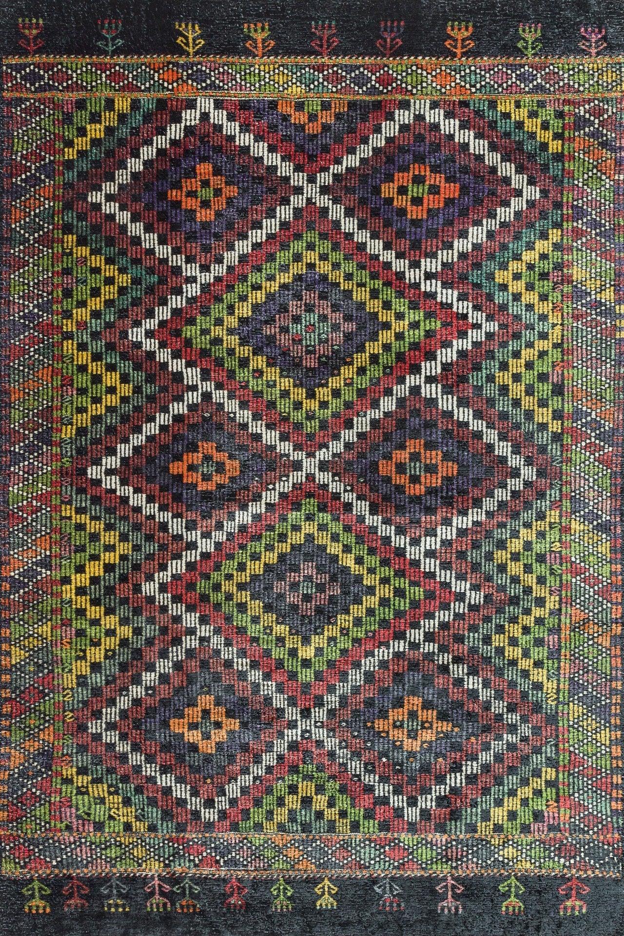 Renkli Siyah Etnik Geometrik Halı - Yıkanabilir - Kaymaz Taban - Pati Dostu